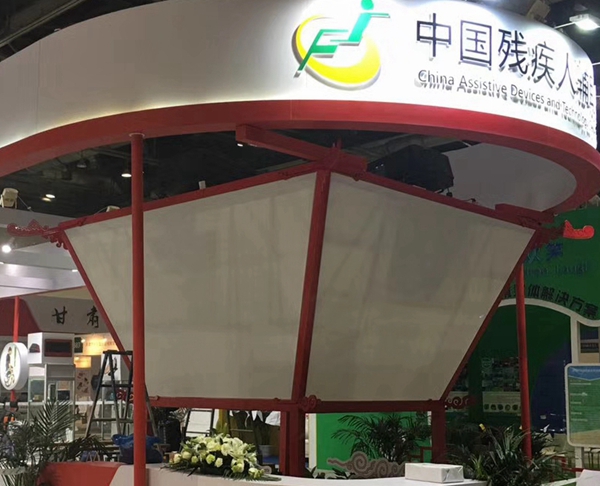 ͶӰC(j)ںչ(hu)չS